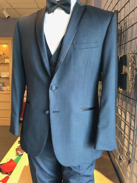 Emerson Martin-The Tuxedo Store | 13010 Shawnee Mission Pkwy #103, Shawnee, KS 66216 | Phone: (913) 248-8448