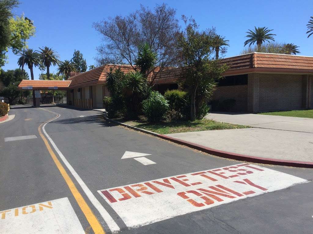 Winnetka DMV Office | 20725 Sherman Way, Winnetka, CA 91306, USA | Phone: (800) 777-0133