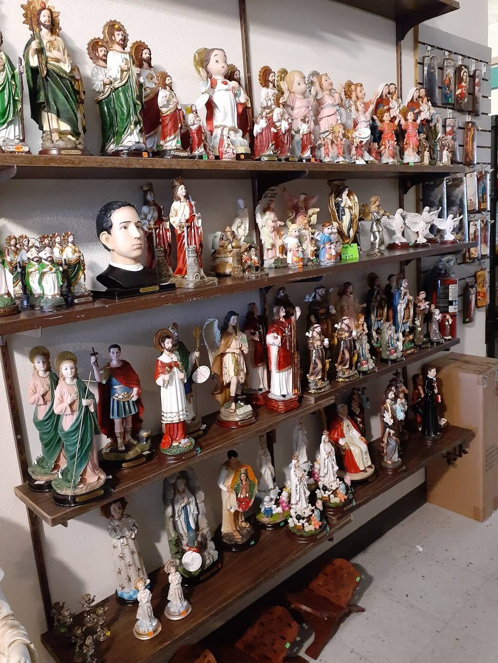 Mision De Guadalupe Catholic | 2121 N Piedras St, El Paso, TX 79930 | Phone: (915) 566-3086
