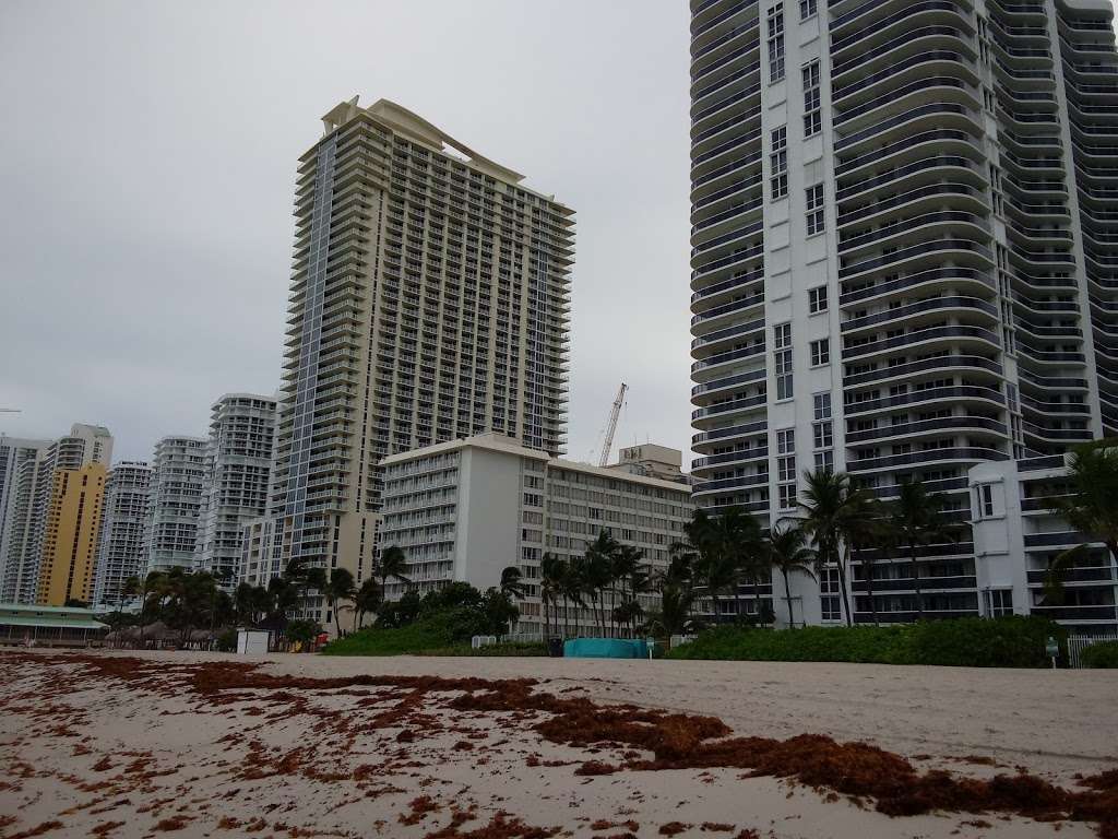 seaview beachfront | 19201 Collins Ave, Sunny Isles Beach, FL 33160, USA