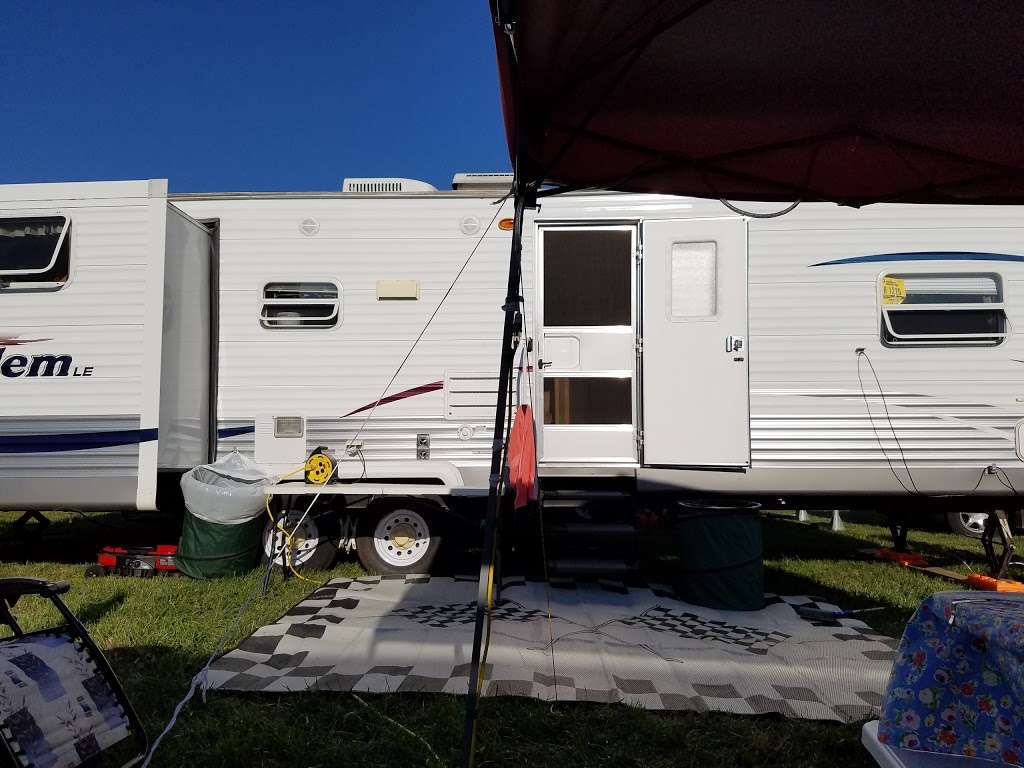 Kansas Speedway Camping - RACE WEEKENDS ONLY | 400 Village West Pkwy, Kansas City, KS 66111, USA | Phone: (913) 328-3347