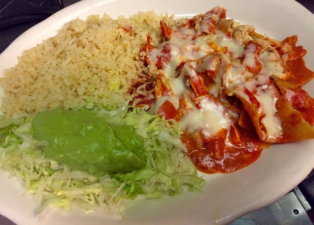 El Azteca Mexican Restaurant | 71 Pleasant St #73, Attleboro, MA 02703 | Phone: (508) 226-6258