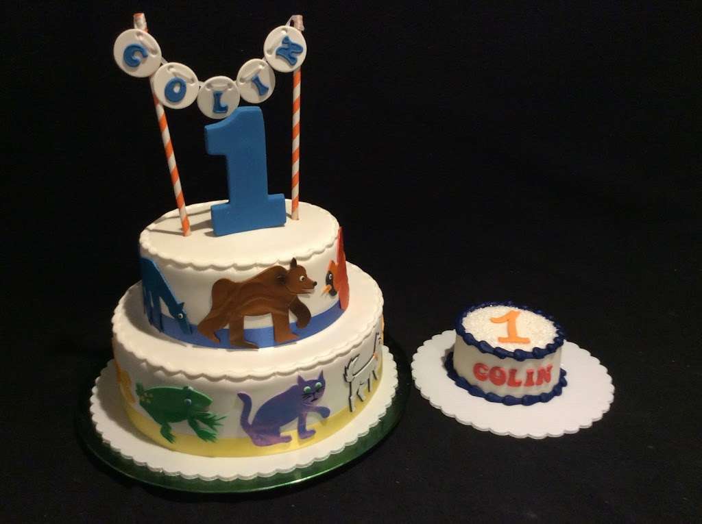 Cakes by Design Edible Art | 2-4 Johnson St #2, North Andover, MA 01845, USA | Phone: (978) 975-8877