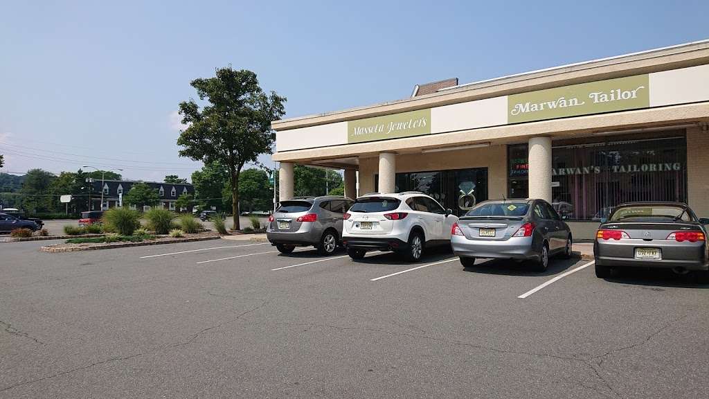 Valley Ridge Shopping Center | 580 Valley Rd, Wayne, NJ 07470, USA | Phone: (203) 863-8271