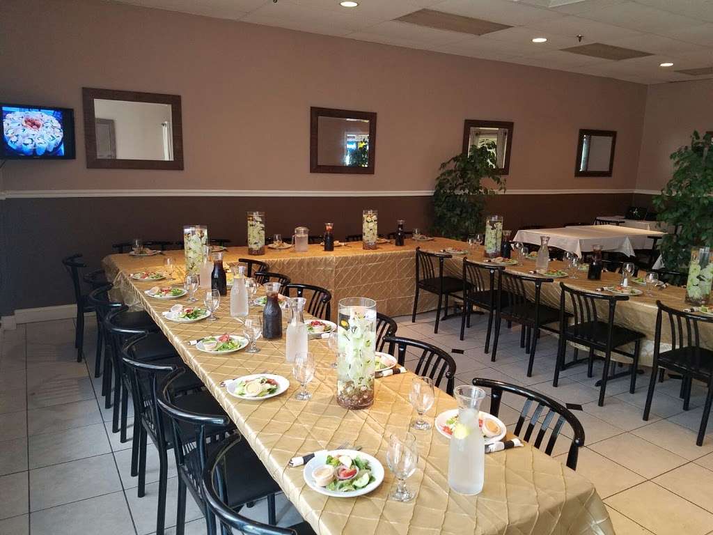 Capri Kosher Italian Cuisine | 335 U.S. 9, Manalapan Township, NJ 07726 | Phone: (732) 683-9978