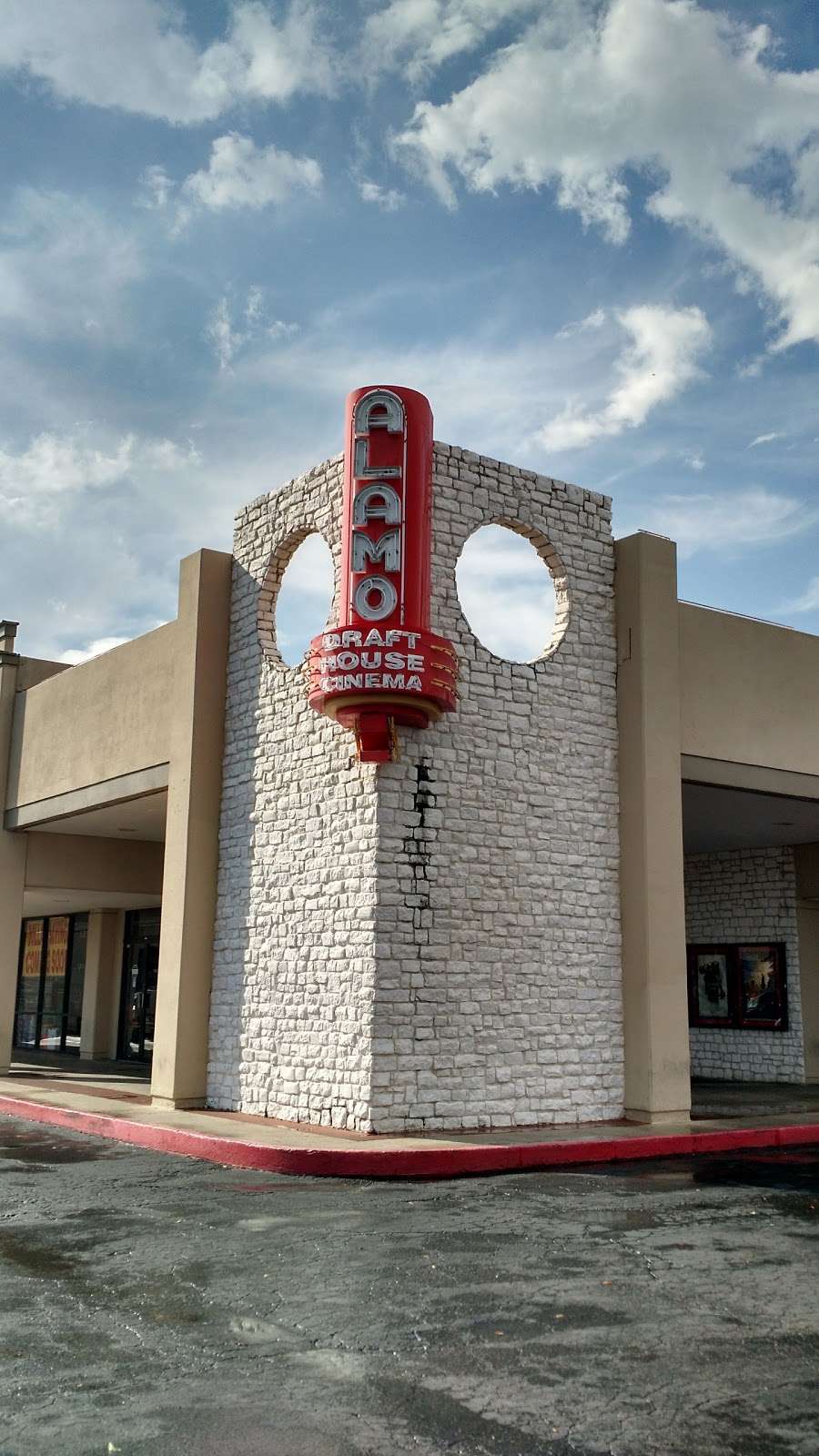 Alamo Drafthouse Cinema Westlakes | 1255 SW Loop 410, San Antonio, TX 78227, USA | Phone: (210) 677-8500