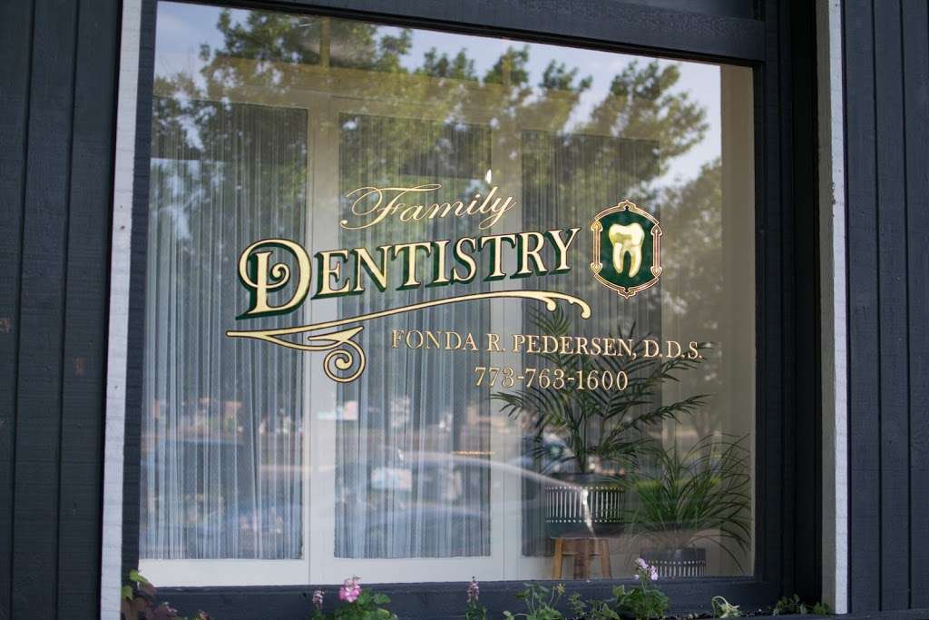 Pedersen Emergency Dental Care | 6044 N Avondale Ave, Chicago, IL 60631, USA | Phone: (773) 763-1600