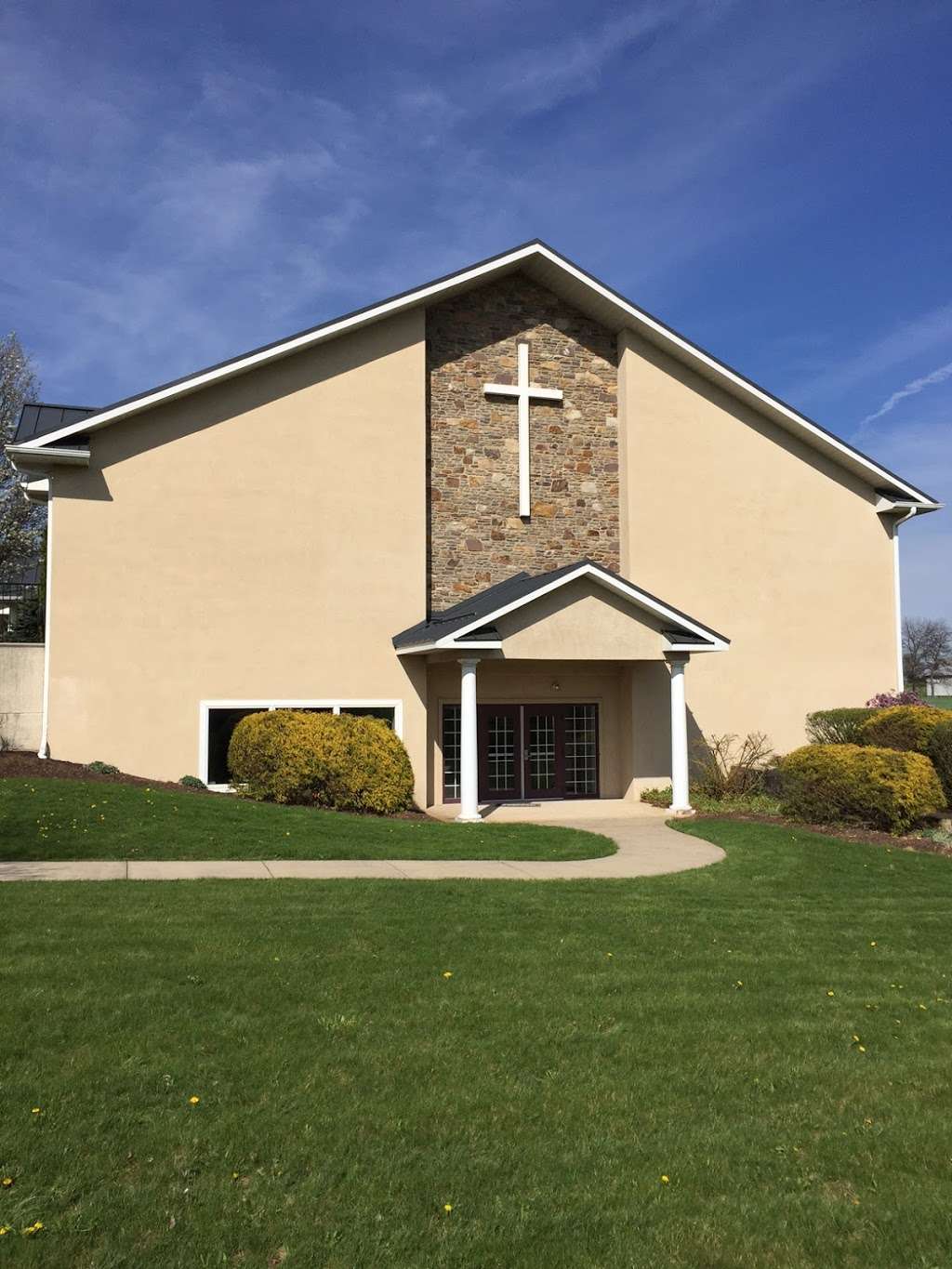 Living Faith Fellowship - church  | Photo 9 of 10 | Address: 582 Moyer Rd, Souderton, PA 18964, USA | Phone: (215) 721-8618