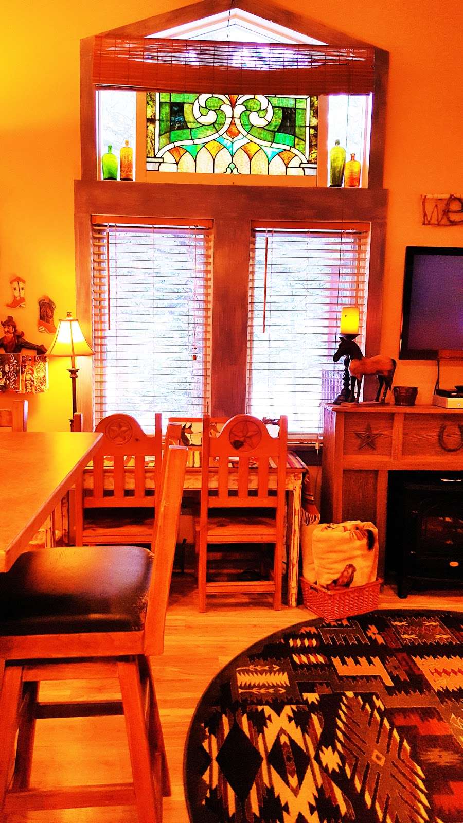 The Carriage House | 2375 Eagle Cliff Rd, Estes Park, CO 80517, USA | Phone: (970) 227-2953