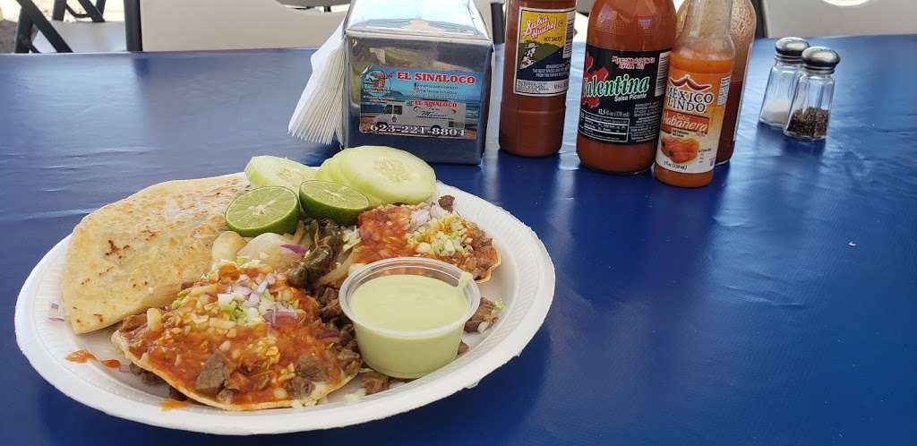 Mariscos El Sinaloco | 3904 W Buckeye Rd, Phoenix, AZ 85009, USA | Phone: (623) 221-8804