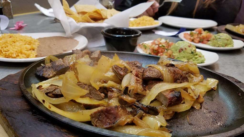 La Margarita | 2922 N Belt Line Rd, Irving, TX 75062, USA | Phone: (972) 570-1137
