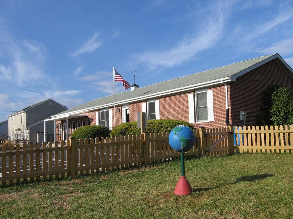 Lovettsville Montessori School | 4 S Church St, Lovettsville, VA 20180, USA | Phone: (540) 822-3090
