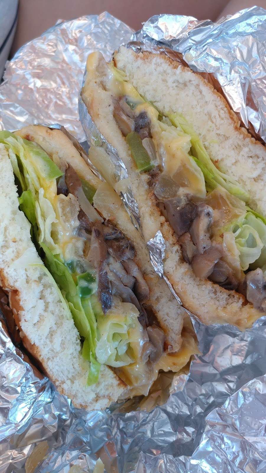Five Guys | 6285 Pats Ranch Road, Jurupa Valley, CA 91752, USA | Phone: (951) 272-9300