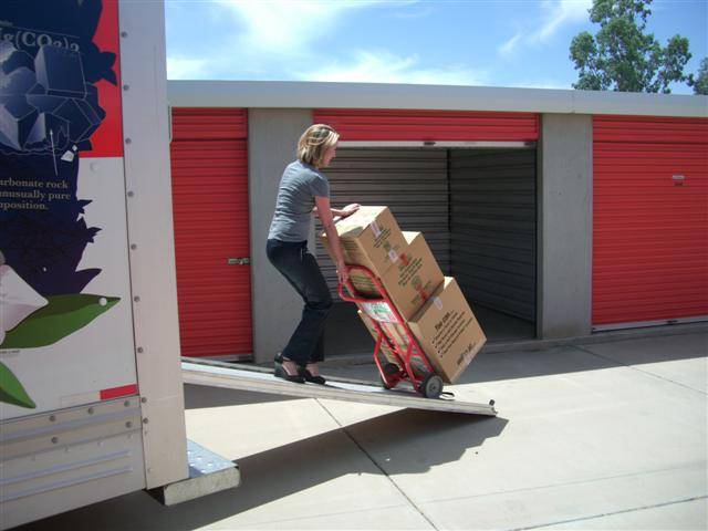 U-Haul Moving & Storage at 51st & Glendale | 5024 W Glendale Ave, Glendale, AZ 85301, USA | Phone: (623) 937-3778