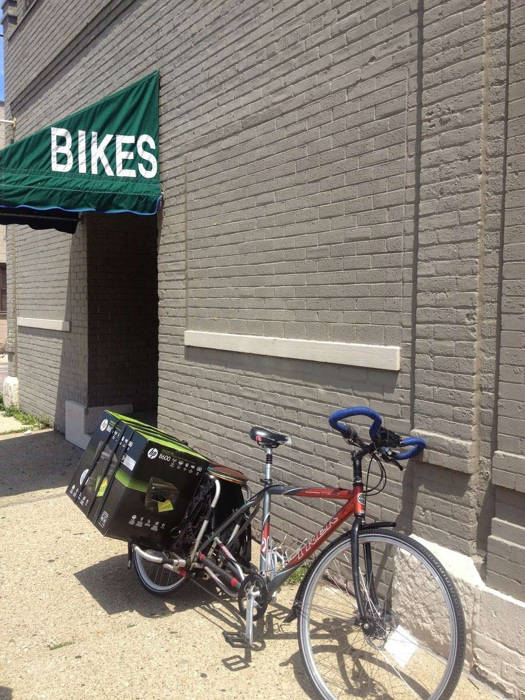 Coast In Bikes | 3334 N Holton St, Milwaukee, WI 53212, USA | Phone: (414) 502-7259