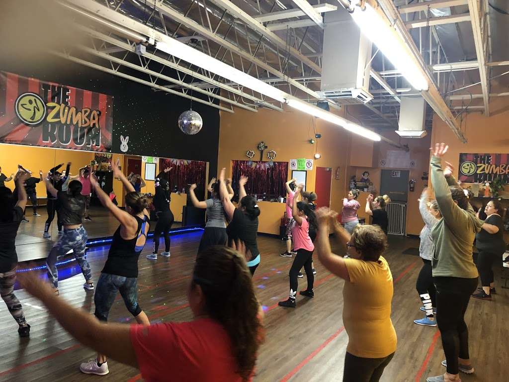 The Zumba Room | 638 W Baseline Rd, Rialto, CA 92376 | Phone: (909) 559-4199