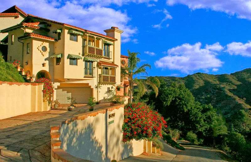 Topanga Canyon Inn Bed and Breakfast | 20310 Callon Dr, Topanga, CA 90290 | Phone: (310) 570-3791