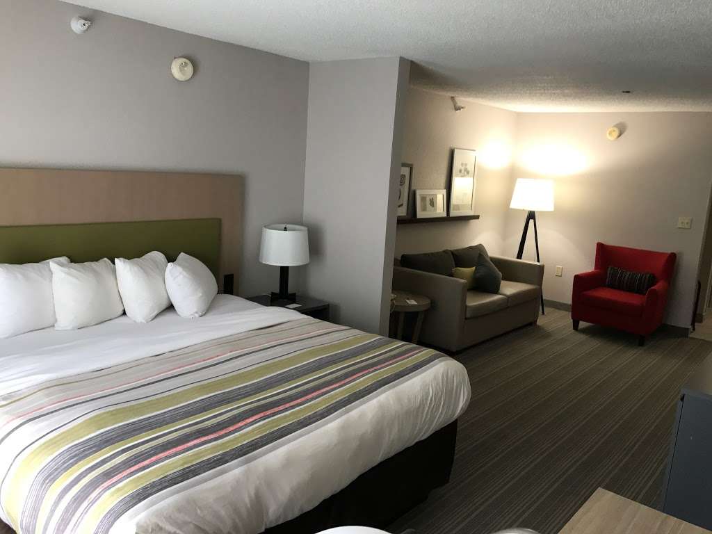 Country Inn & Suites by Radisson, Indianapolis South, IN | 4325 Southport Crossings Way, Indianapolis, IN 46237 | Phone: (317) 859-6666