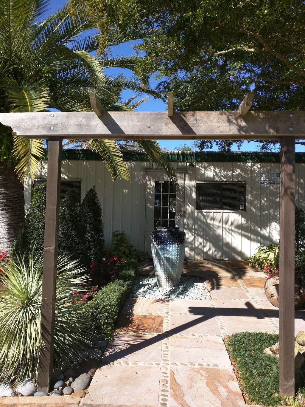 Sanctuary Gardens | 16469 Southern Blvd, Loxahatchee, FL 33470, USA | Phone: (561) 753-7575