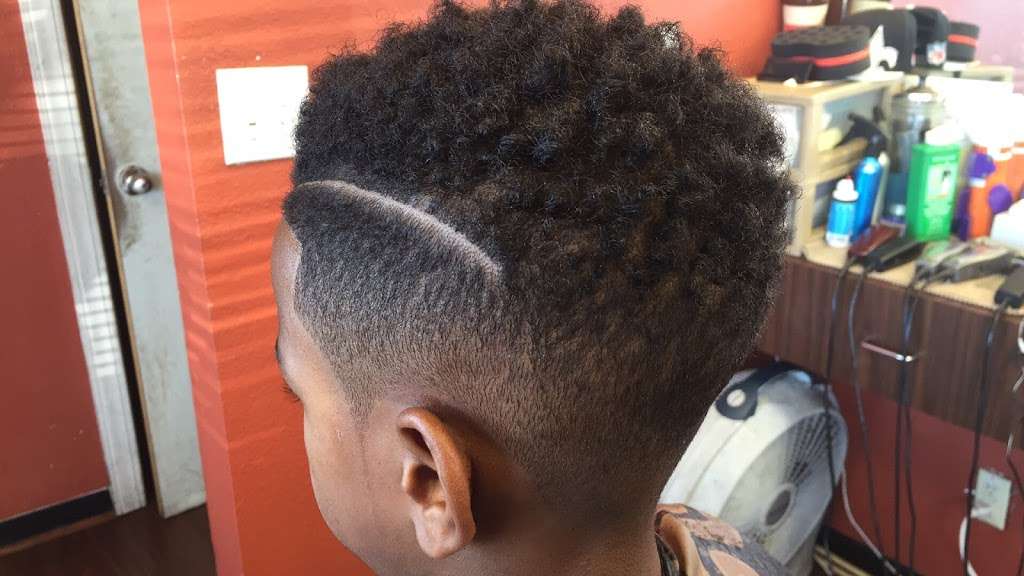 HolliesWorld Barber | 9559 Farm to Market 1960 Rd W, Houston, TX 77064 | Phone: (832) 292-3127