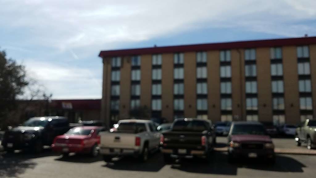 Denvers Best Inn and Suites | 4590 Quebec St, Denver, CO 80216, USA | Phone: (303) 320-0260