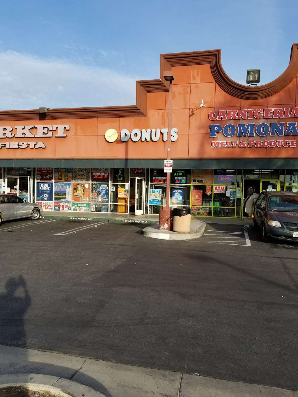 Favorite Donuts | 2292 S Garey Ave, Pomona, CA 91766, USA | Phone: (909) 628-8511