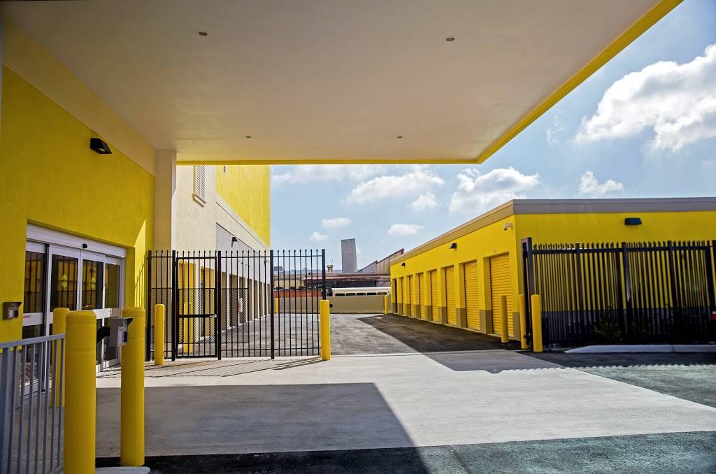 Safeguard Self Storage | 3725 NW 27th Ave, Miami, FL 33142, USA | Phone: (305) 722-7636