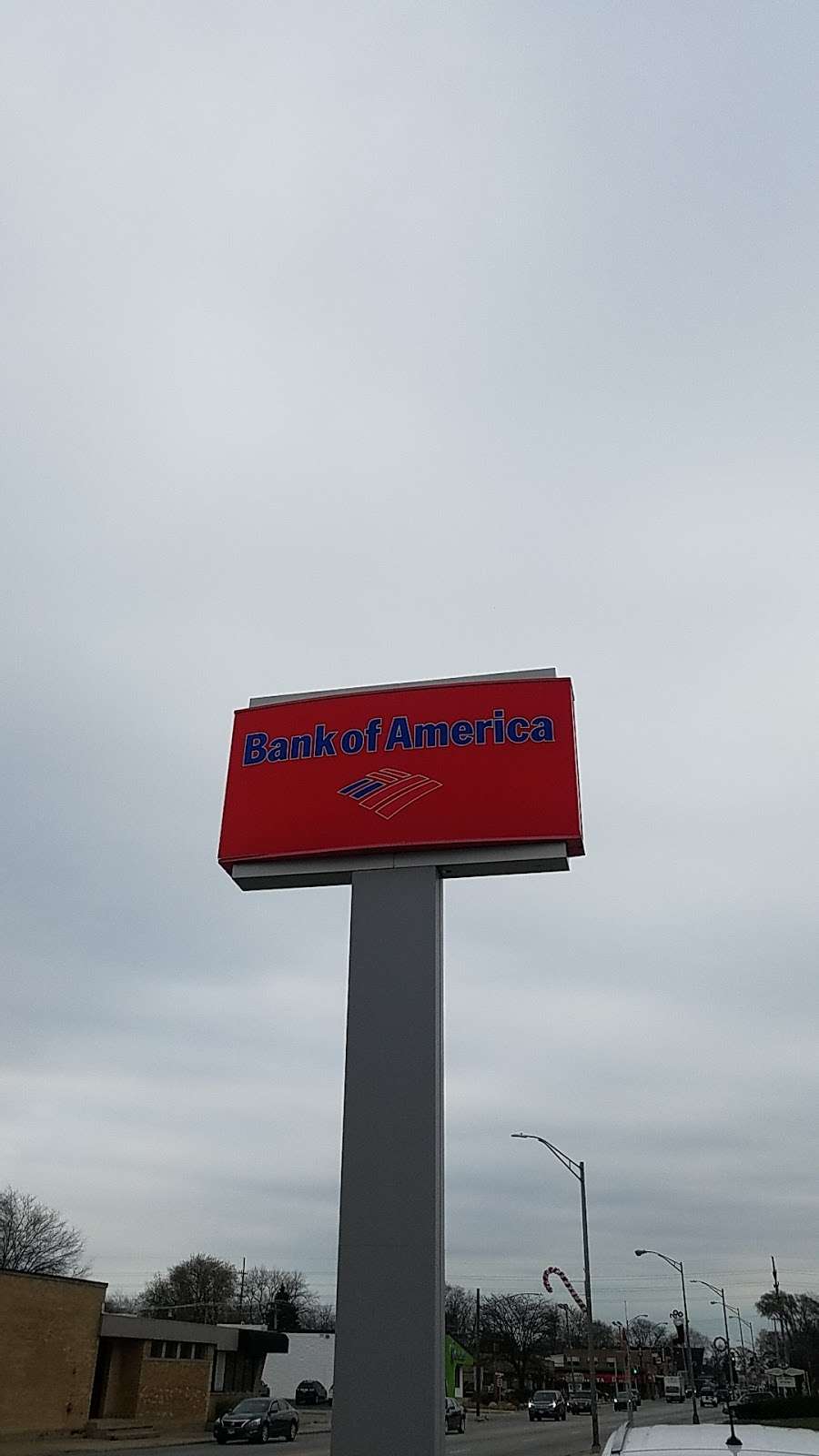 Bank of America (with Drive-thru services) | 10101 W Grand Ave., Franklin Park, IL 60131, USA | Phone: (847) 288-5399