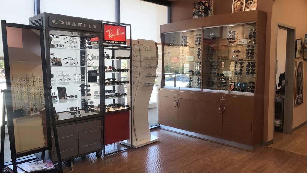 20/20 Optometric Eye Care | 23300 Cinema Dr #210, Santa Clarita, CA 91355, USA | Phone: (661) 287-3939