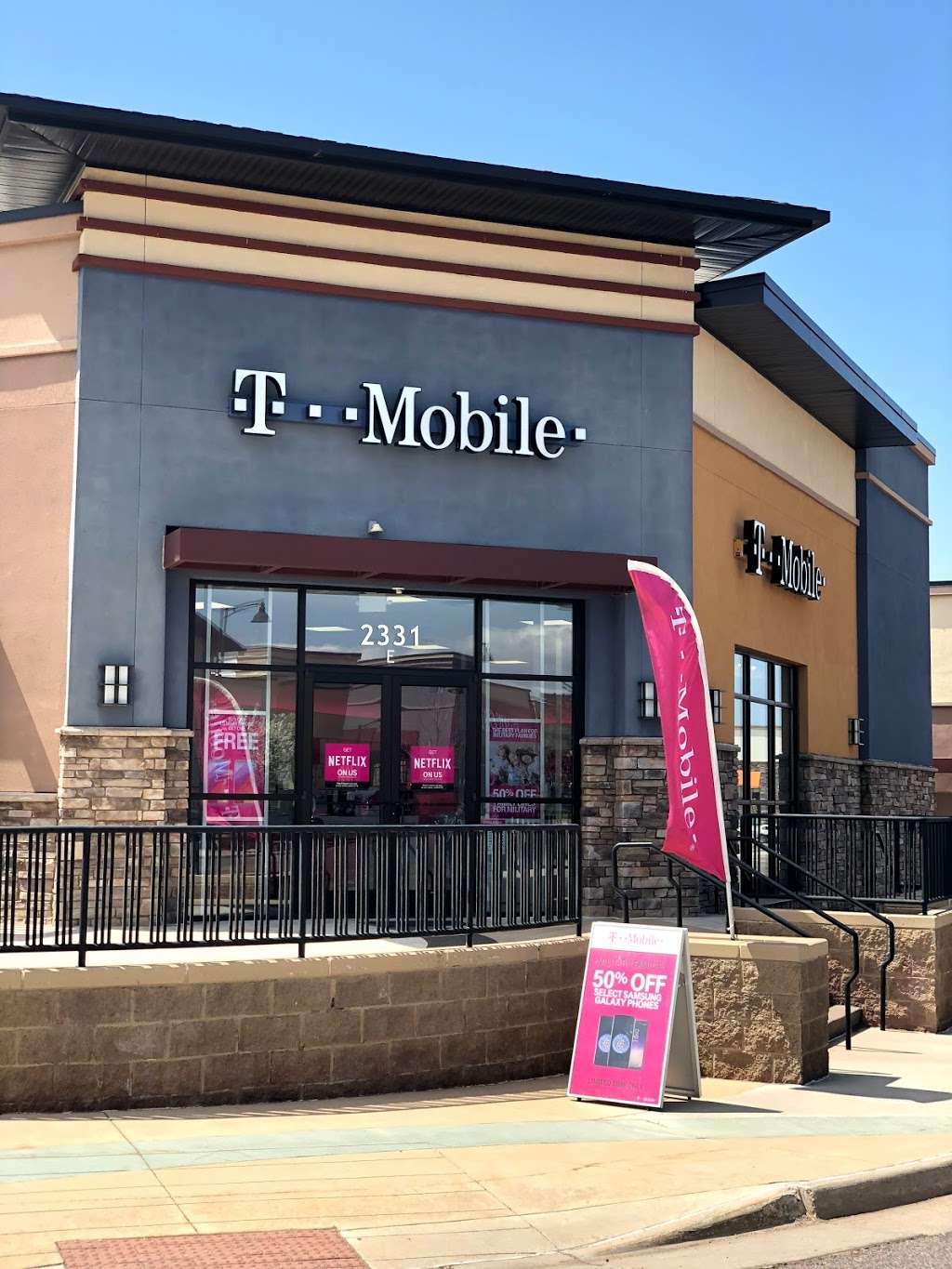 T-Mobile | 2331 Prairie Center Pkwy Unit E, Brighton, CO 80601 | Phone: (720) 408-9716