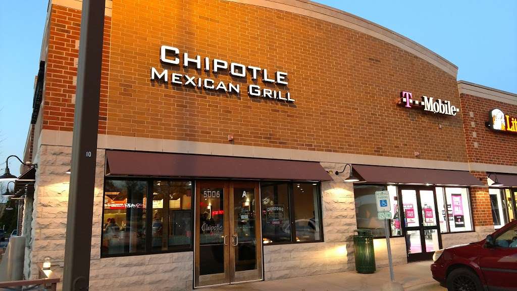 Chipotle Mexican Grill | 5006 Northwest Hwy Ste A, Crystal Lake, IL 60014 | Phone: (815) 444-1532