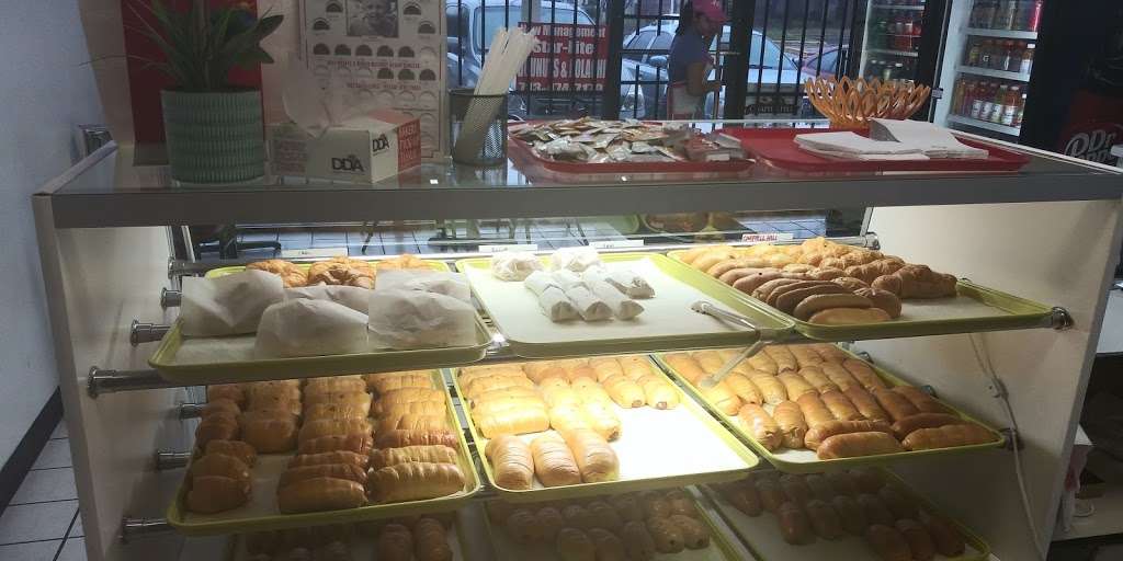 Star-Lite Donuts #3 | 712 Greens Rd, Houston, TX 77060 | Phone: (281) 617-6795