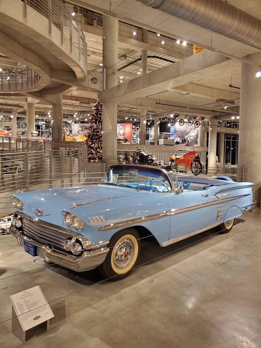 Barber Vintage Motorsports Museum | 6030 Barber Motorsports Pkwy, Leeds, AL 35094, USA | Phone: (205) 699-7275