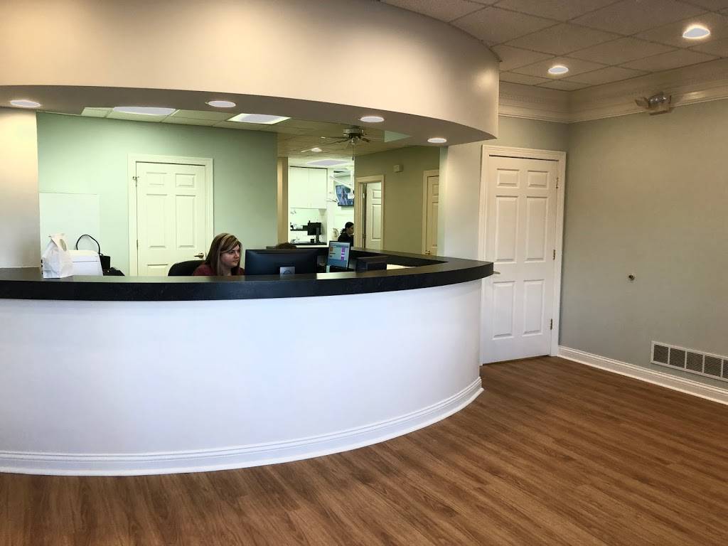 Bardstown Road Dental- Dr. Phillip Rusher and Dr. Taschtego Tinsley | 5300 Bardstown Rd, Louisville, KY 40291, USA | Phone: (502) 493-0302