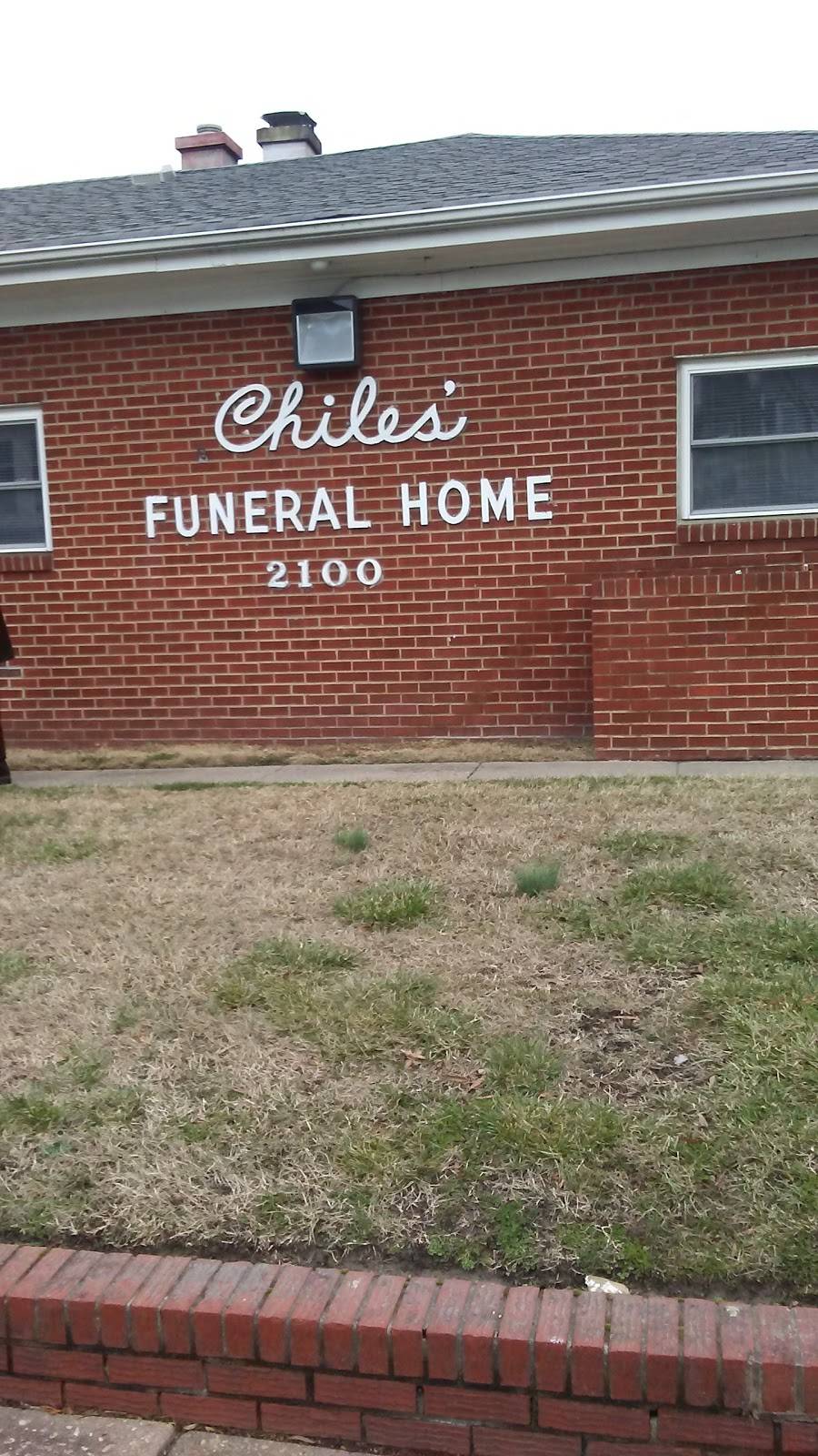 Chiles Funeral Home Inc | 2100 Fairmount Ave, Richmond, VA 23223, USA | Phone: (804) 649-0377