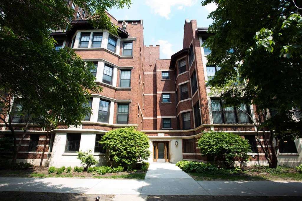 5325 S. Hyde Park Boulevard Apartments | 5325 S Hyde Park Blvd, Chicago, IL 60615, USA | Phone: (773) 825-6651