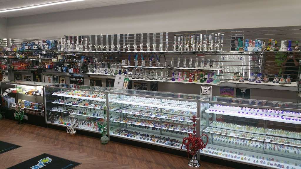 True Glass CBD Smoke Shop | 8621 W Airport Blvd #I, Houston, TX 77071, USA | Phone: (832) 727-5708