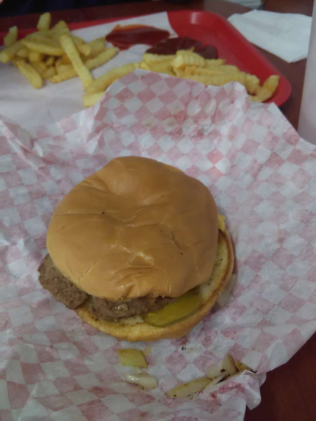 Magic Burger | 1015 College Ave, South Houston, TX 77587 | Phone: (713) 946-7440