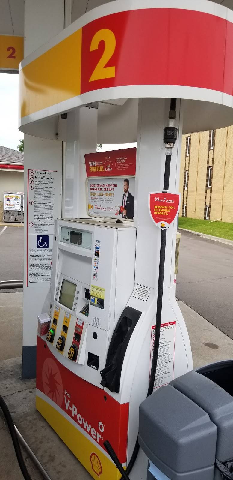 Shell | 950 County Rd D West, New Brighton, MN 55112, USA | Phone: (651) 202-3943