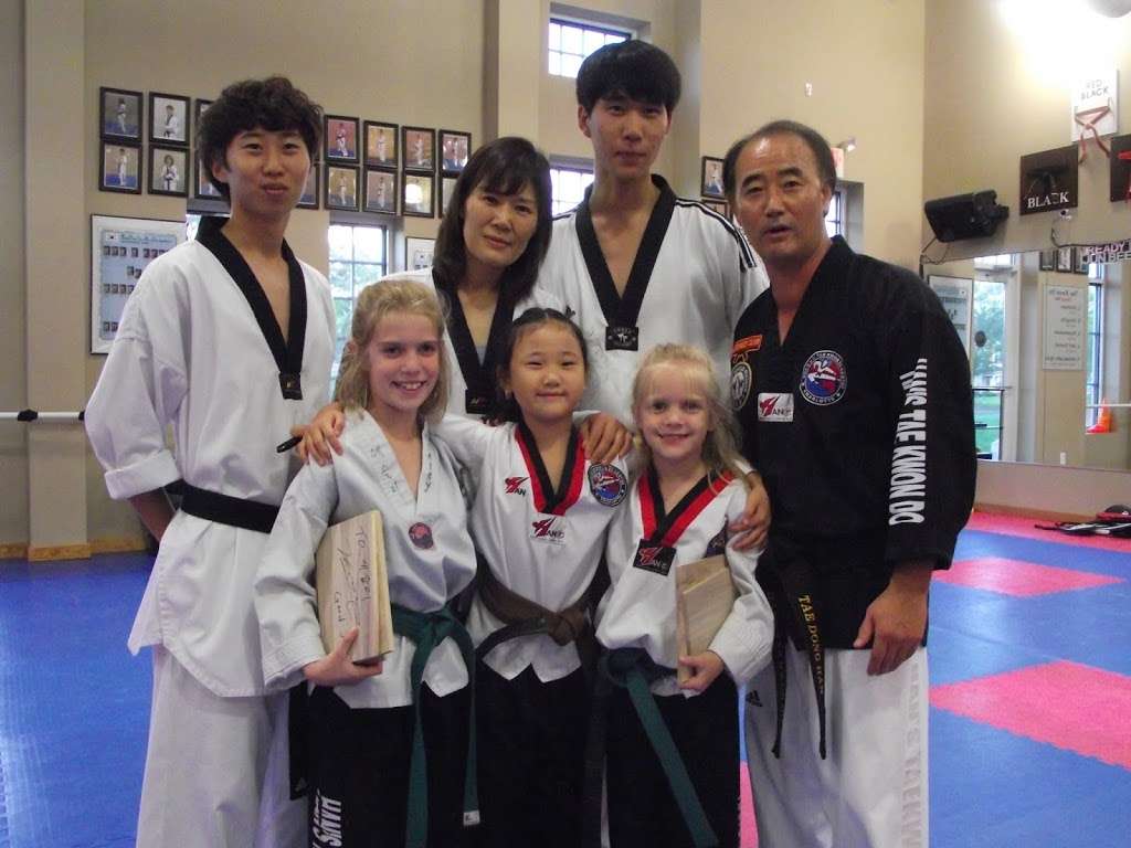 Hans US Tae Kwon Do Center | 6225 Blakeney Park Dr #100a, Charlotte, NC 28277 | Phone: (704) 752-9400