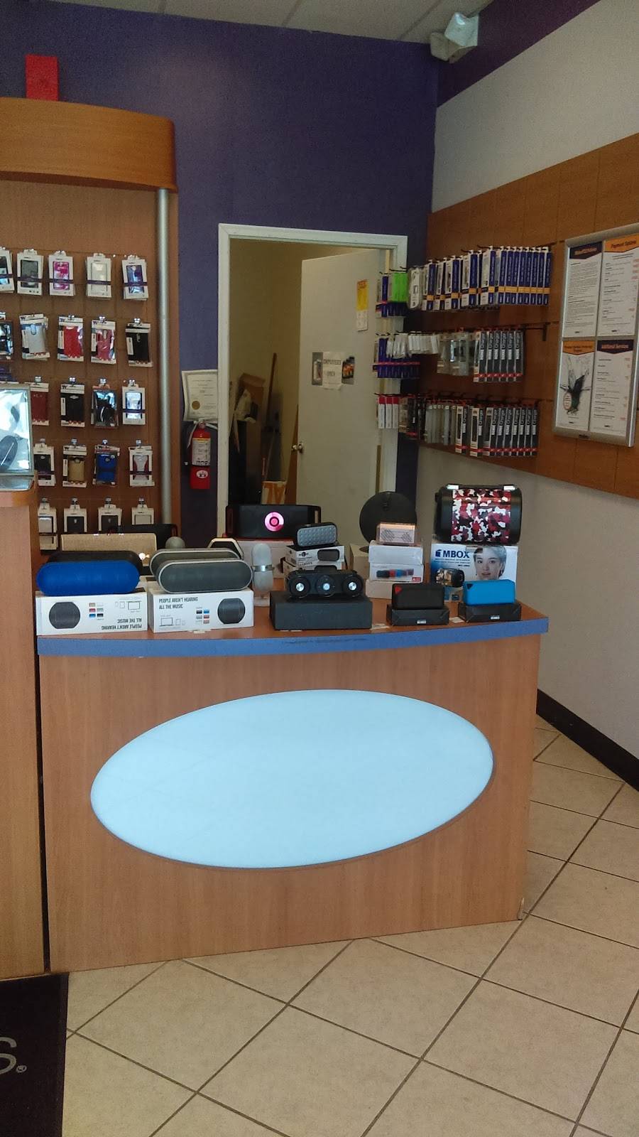 Metro by T-Mobile | 24762 Coolidge Hwy, Oak Park, MI 48237, USA | Phone: (248) 542-7002