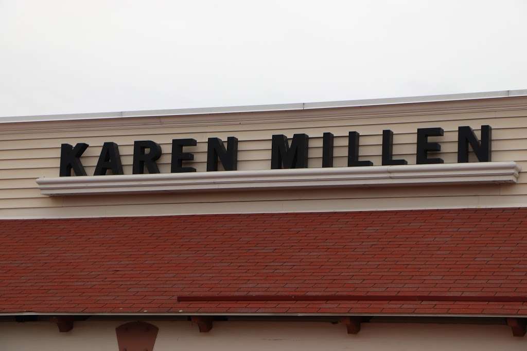 Karen Millen | 1 Premium Outlets Boulevard, Wrentham Premium Outlets, Suite 347, Wrentham, MA 02093, USA | Phone: (508) 384-0753