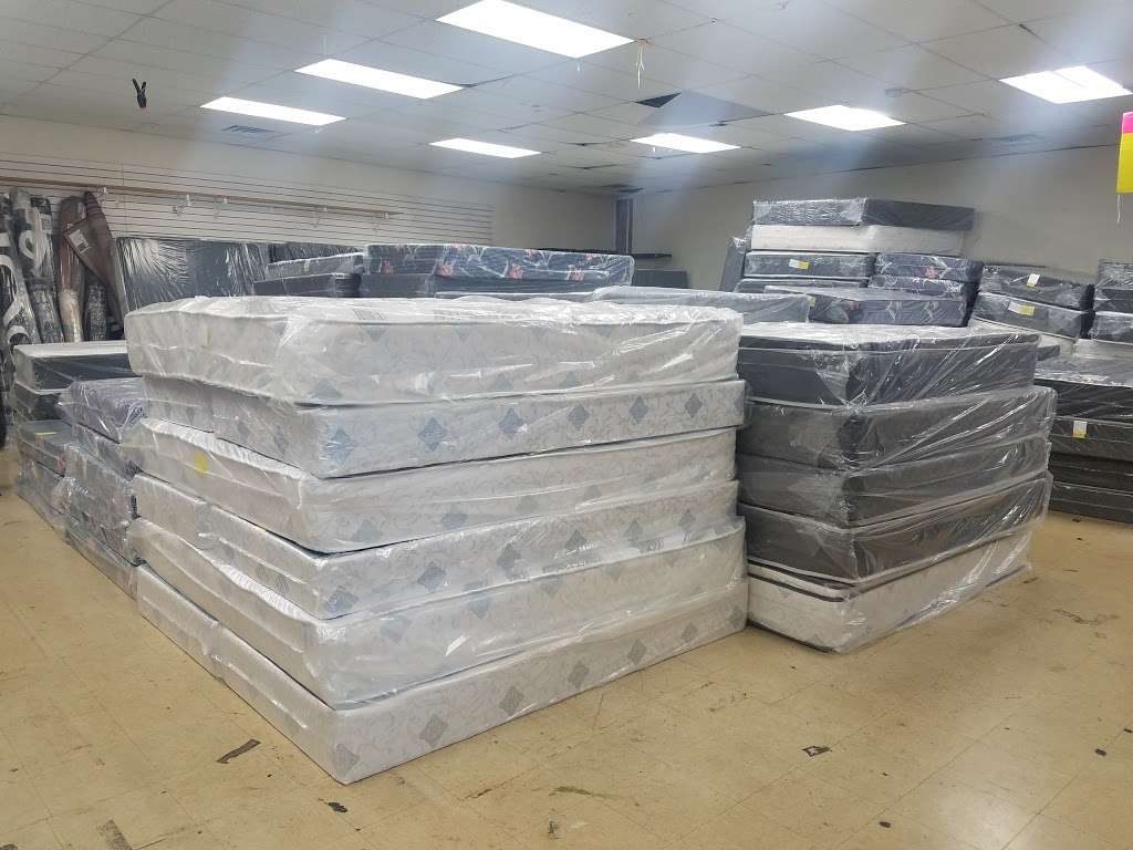 Dollar City | 4428 W North Ave, Chicago, IL 60639, USA | Phone: (773) 394-9732 Dollar City | 4428 W North Ave, Chicago, IL 60639, USA | Phone: (773) 394-9732