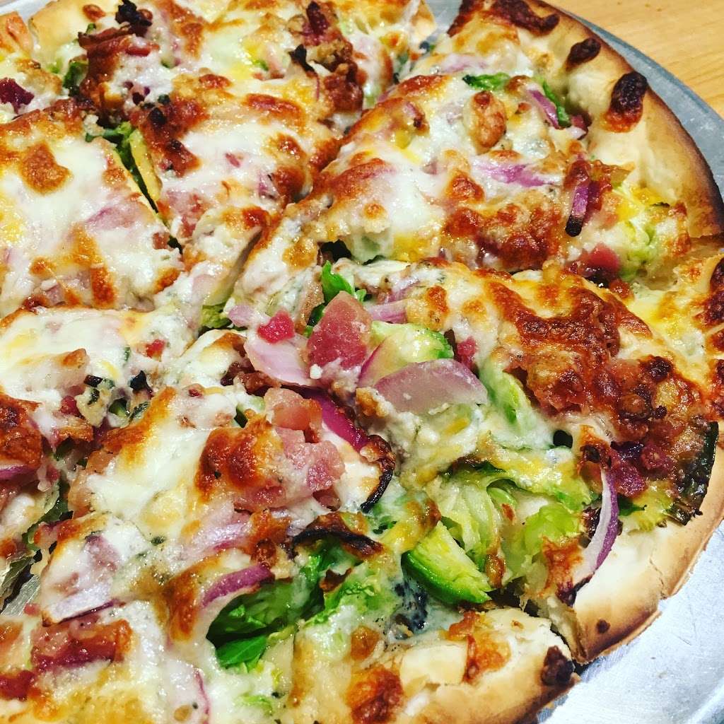Old Shawnee Pizza | 6000 Roger Rd, Shawnee, KS 66203, USA | Phone: (913) 631-5716
