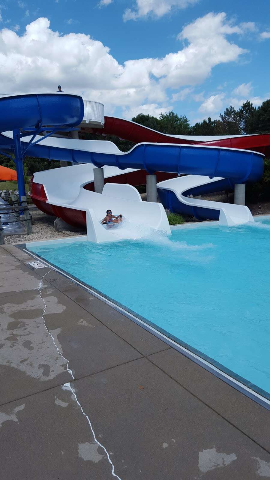 Bolingbrook Recreation & Aquatic Center | 200 Lindsey Ln, Bolingbrook, IL 60440, USA | Phone: (630) 739-1700