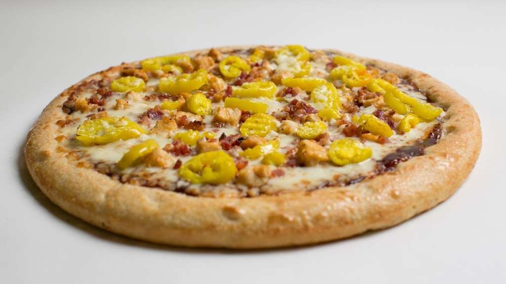 Avers Pizza, East | 1285 S College Mall Rd Suite A, Bloomington, IN 47401, USA | Phone: (812) 331-5555
