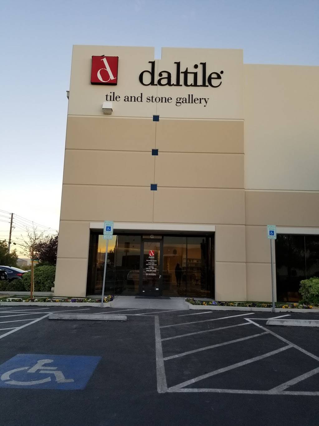 Daltile Sales Service Center | 3755 W Sunset Rd STE D, Las Vegas, NV 89118, USA | Phone: (702) 365-6265