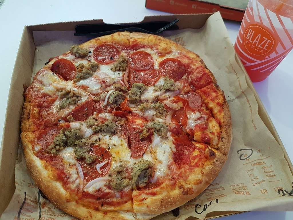 Blaze Pizza | 2800 N Terminal Rd, Houston, TX 77032 | Phone: (281) 233-3321