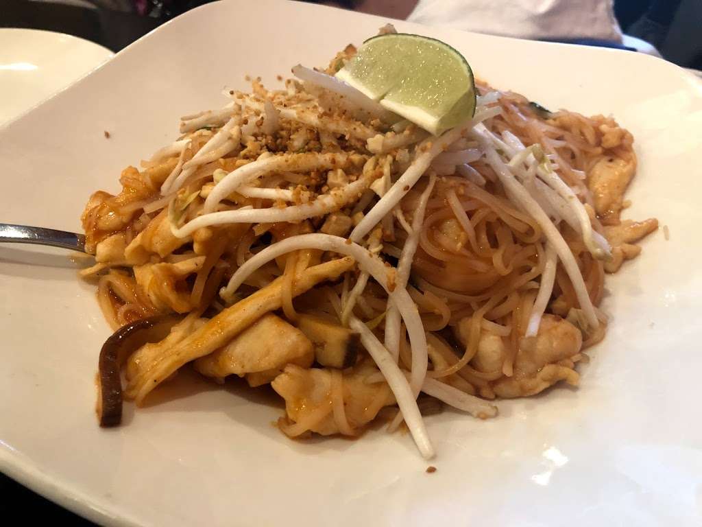 Masamoto Asian Grill & Sushi Bar | 1810 Wilmington Pike, Glen Mills, PA 19342, USA | Phone: (610) 358-5538