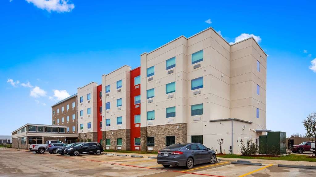 Best Western Plus Executive Residency Baytown | 4602 East Fwy, Baytown, TX 77521, USA | Phone: (832) 572-7800